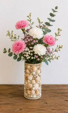 Glimmer Shell Vase & Bouquet — Painting