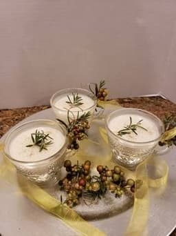 Holiday Candle Trio thumbnail