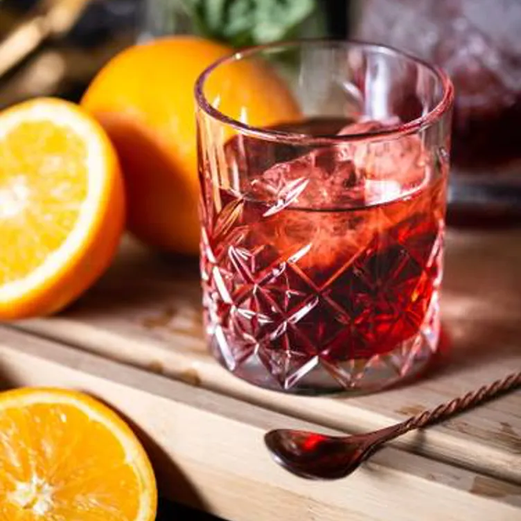 Elevate Your Mixology Skills with Renowned Cocktail Bar, BarChef