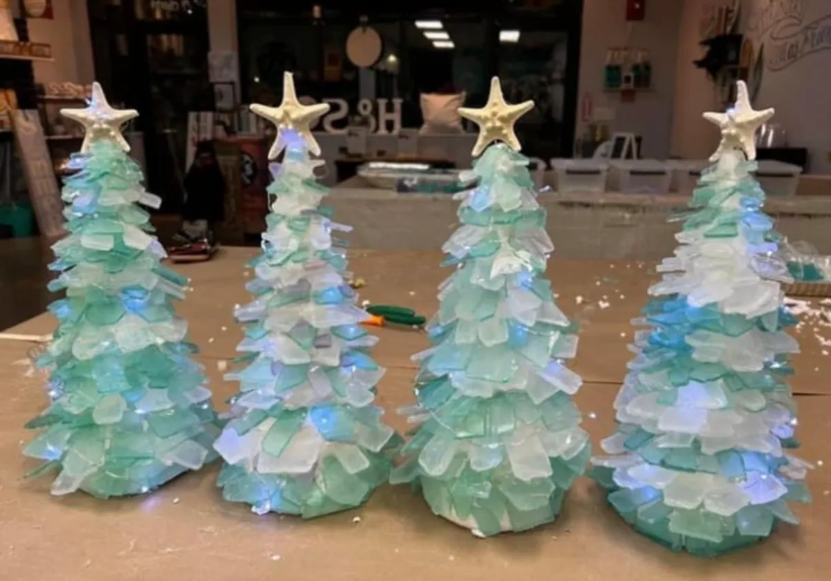 Seaglass Christmas Tree 9” (real seaglass)