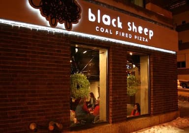 Black Sheep Pizza (North Loop Minneapolis, MN) - PaintNite event location