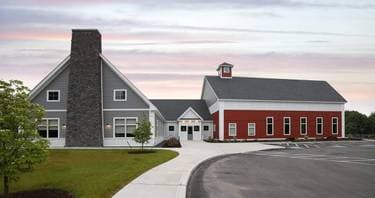 Murphys Taproom and Carriage House , BEDFORD, NH | Yaymaker