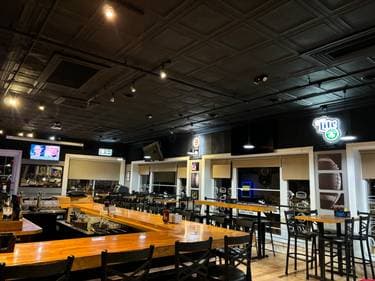 Endzone bar &grill , Dover , NH | Yaymaker