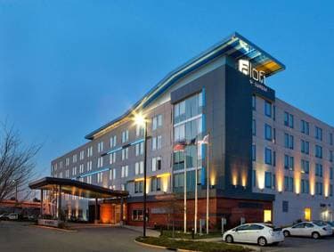 Aloft Hotel's W XYZ Bar and Lounge , CHESAPEAKE, VA | Yaymaker