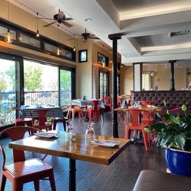 Port Jeff Bistro & Pub , Port Jefferson, NY | Yaymaker