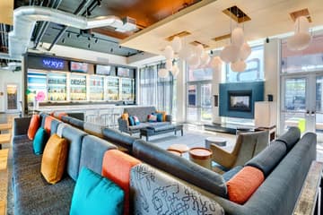 Aloft Lexington - PaintNite event location