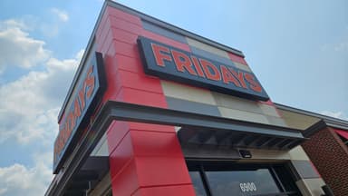 TGI Fridays Fairview Heights - PaintNite event location