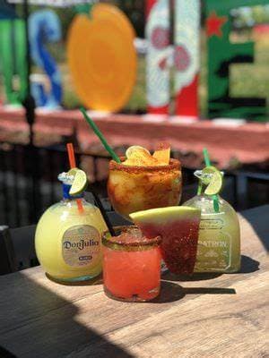 R Vida Cantina - PaintNite event location